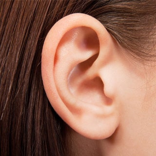 جراحة الأذن التجميلية